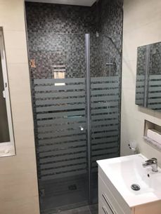 shower glass door 1